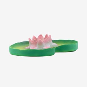 oli and carol water lily rubber bath toy